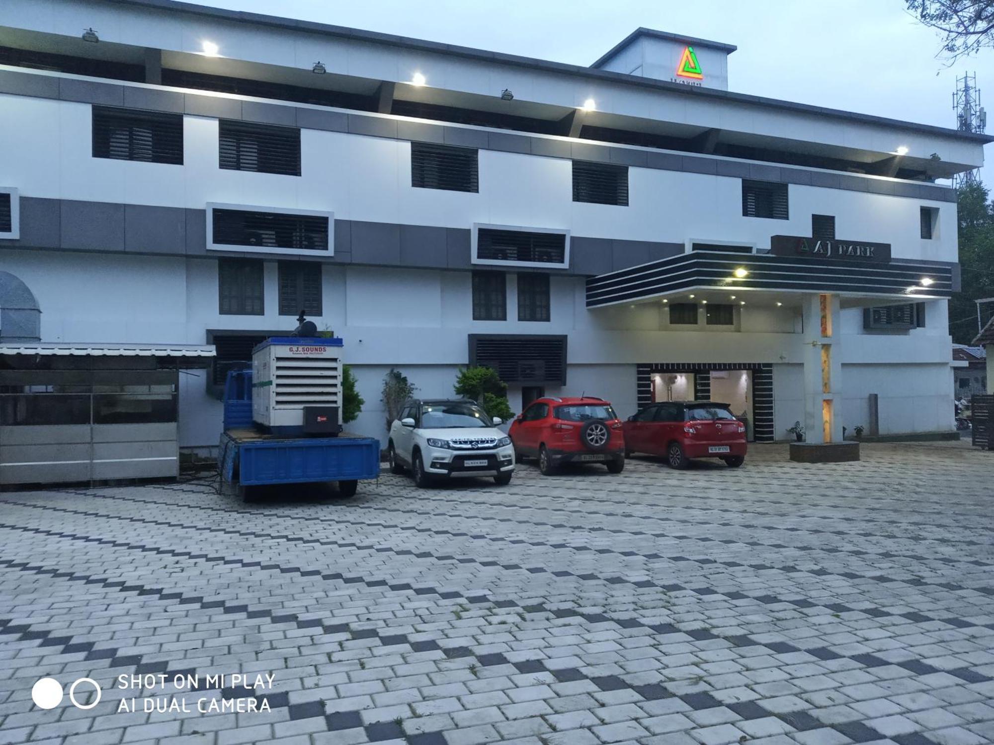 Hotel A J Park Alappuzha Eksteriør bilde