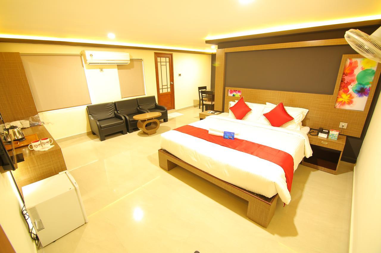 Hotel A J Park Alappuzha Eksteriør bilde