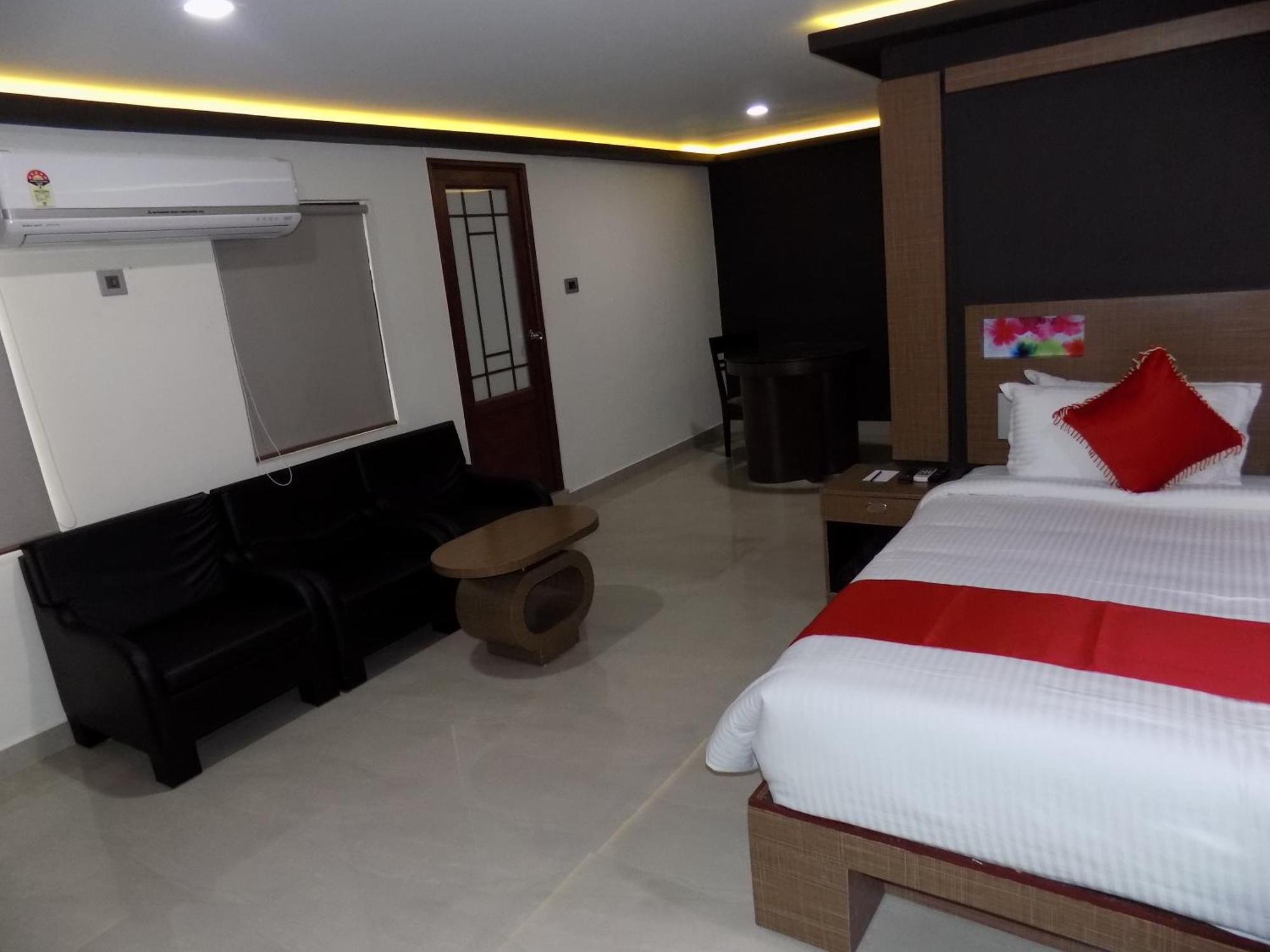 Hotel A J Park Alappuzha Eksteriør bilde