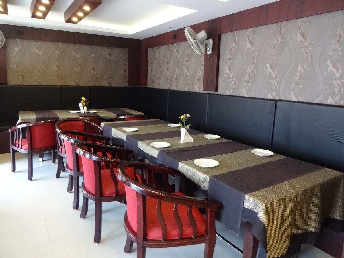 Hotel A J Park Alappuzha Eksteriør bilde